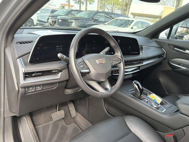 2024 Cadillac XT4 Premium Luxury