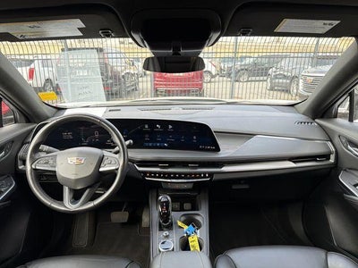 2024 Cadillac XT4 Premium Luxury