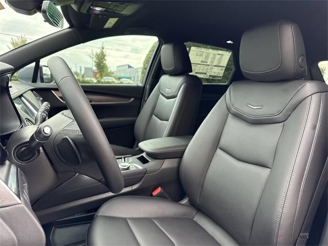 2025 Cadillac XT5 Luxury