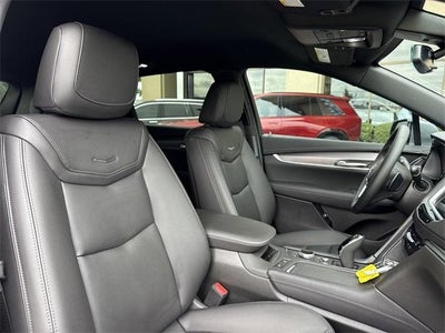 2025 Cadillac XT5 Luxury