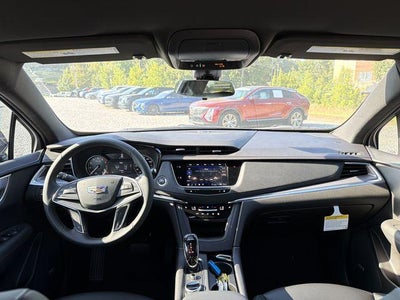 2026 Cadillac XT5 Luxury