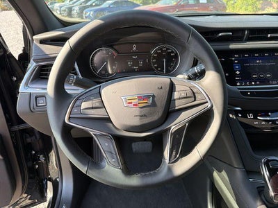 2026 Cadillac XT5 Luxury
