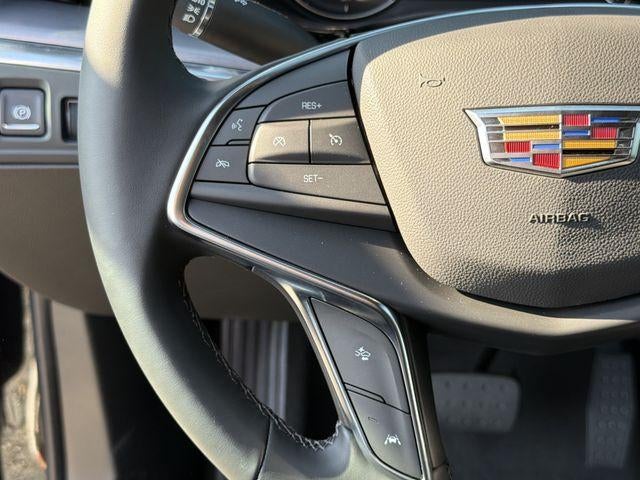 2026 Cadillac XT5 Luxury