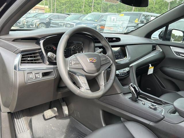 2026 Cadillac XT5 Luxury