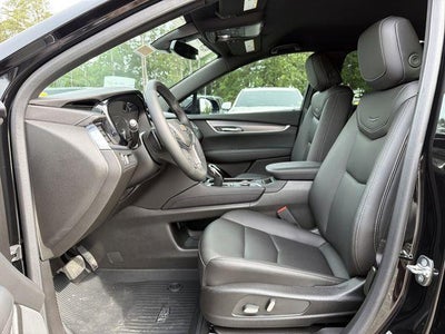 2026 Cadillac XT5 Luxury