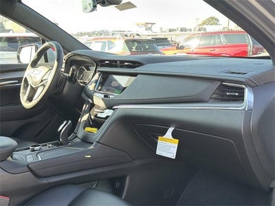 2026 Cadillac XT5 Luxury