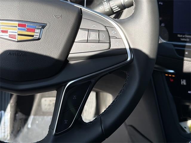 2026 Cadillac XT5 Luxury