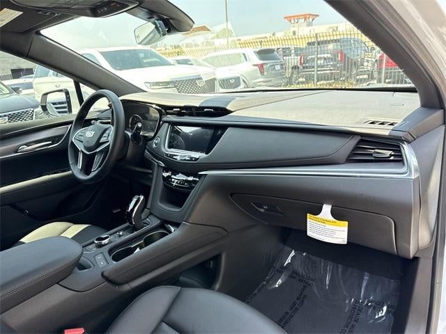 2025 Cadillac XT5 Luxury