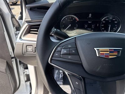 2025 Cadillac XT5 Luxury