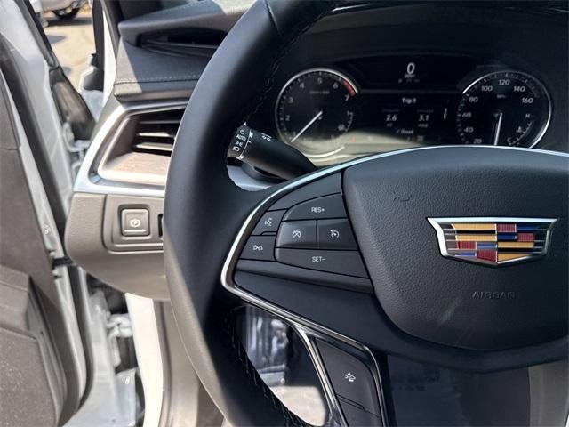 2025 Cadillac XT5 Luxury