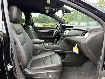 2026 Cadillac XT5 Luxury