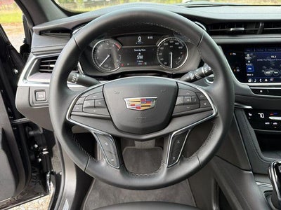 2026 Cadillac XT5 Luxury