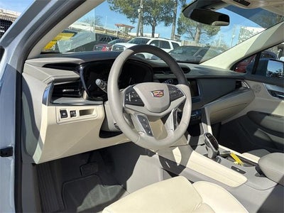 2017 Cadillac XT5 Luxury FWD