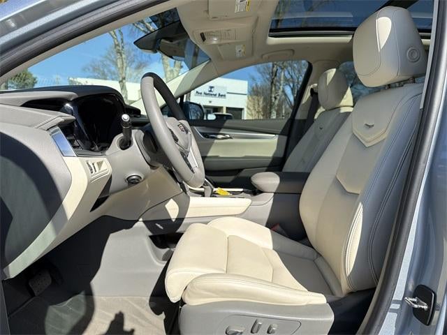 2017 Cadillac XT5 Luxury FWD