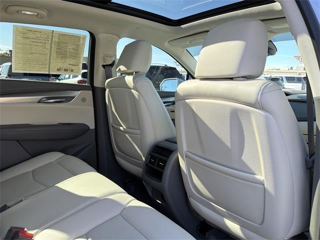 2017 Cadillac XT5 Luxury FWD