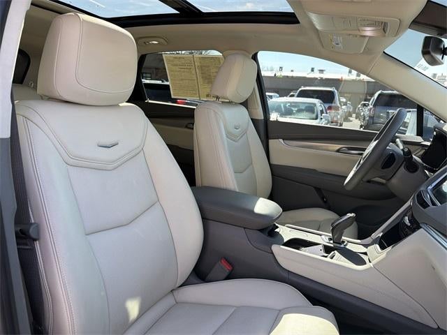 2017 Cadillac XT5 Luxury FWD