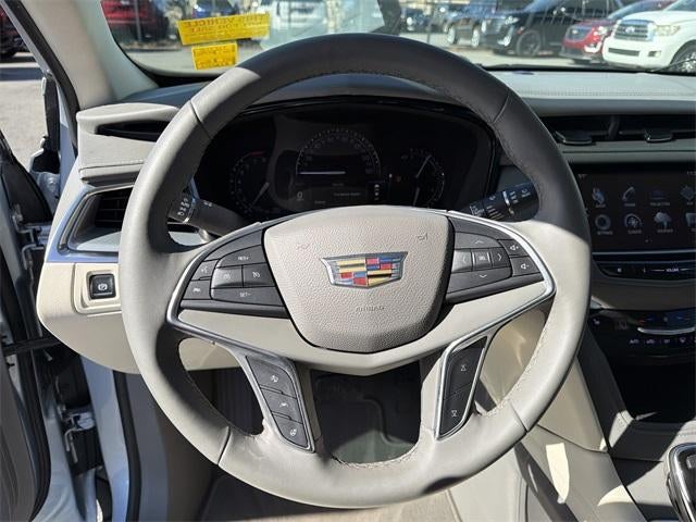 2017 Cadillac XT5 Luxury FWD