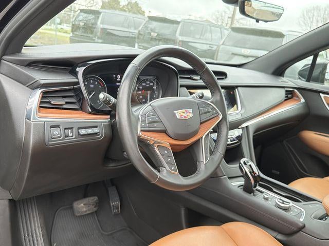 2021 Cadillac XT5 FWD Premium Luxury