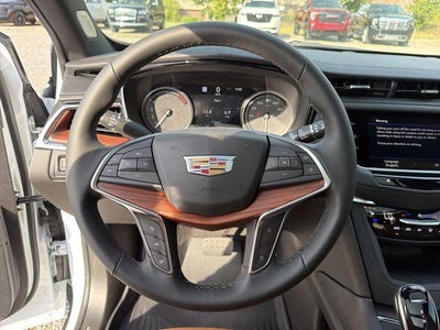2026 Cadillac XT5 Premium Luxury