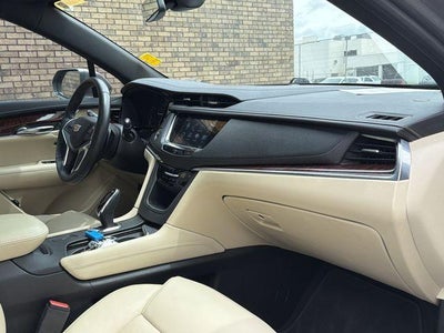 2019 Cadillac XT5 Luxury FWD