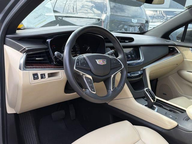 2018 Cadillac XT5 Luxury FWD