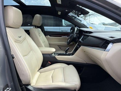 2018 Cadillac XT5 Luxury FWD