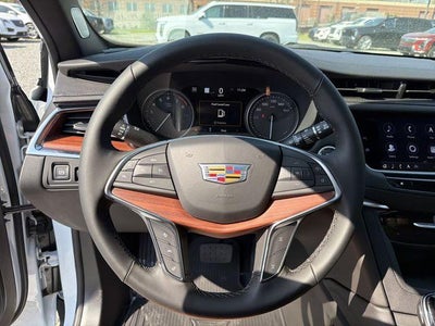 2026 Cadillac XT5 Premium Luxury