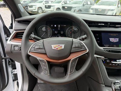 2026 Cadillac XT5 Premium Luxury