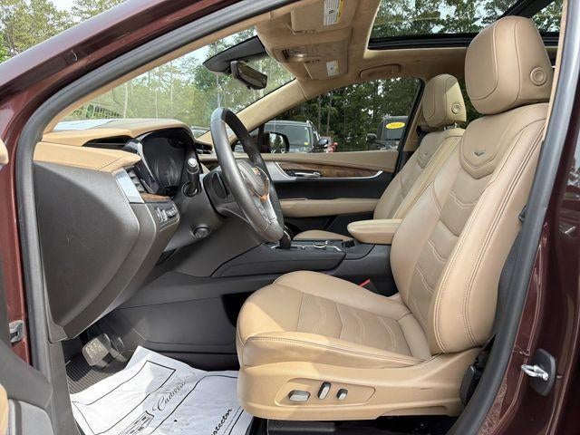2022 Cadillac XT5 Premium Luxury