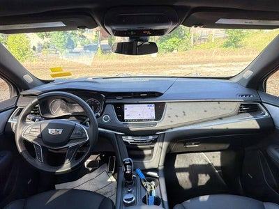 2023 Cadillac XT5 Sport