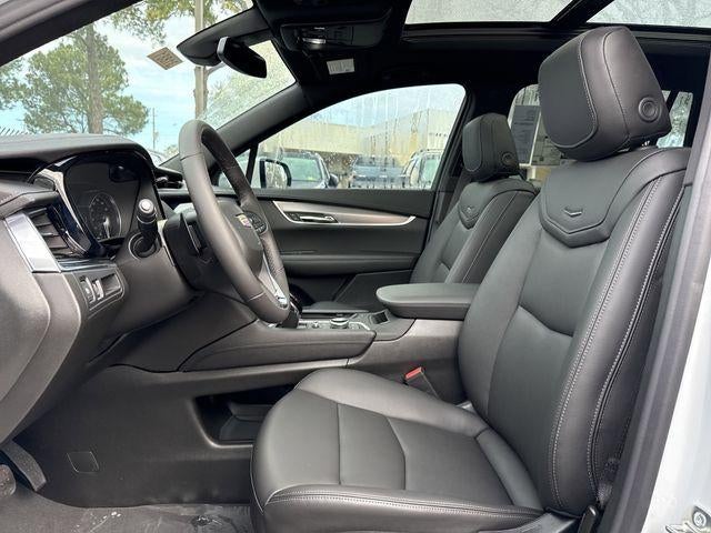2025 Cadillac XT6 Luxury