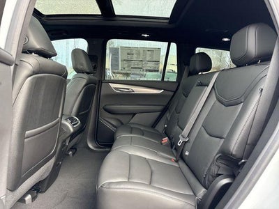 2025 Cadillac XT6 Luxury