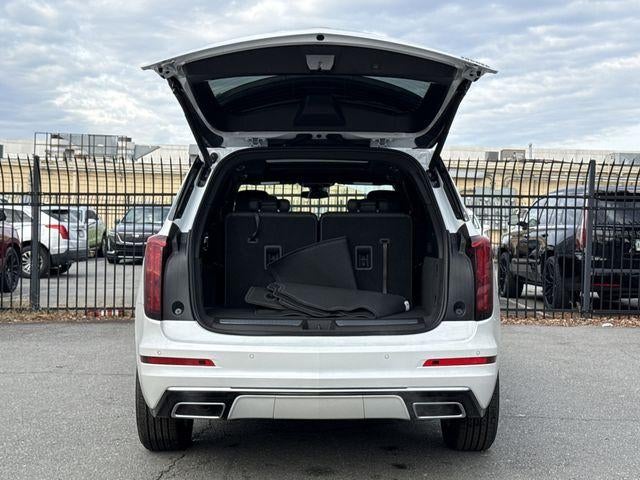 2025 Cadillac XT6 Luxury