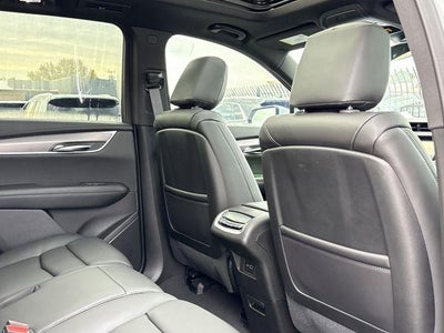 2025 Cadillac XT6 Luxury