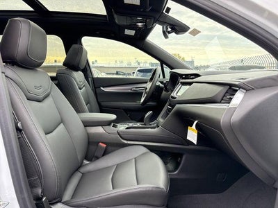 2025 Cadillac XT6 Luxury