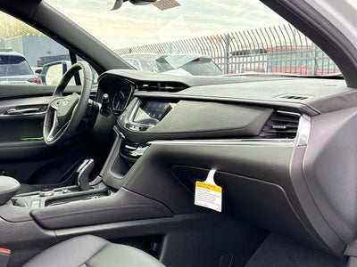 2025 Cadillac XT6 Luxury