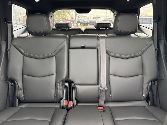 2025 Cadillac XT6 Luxury