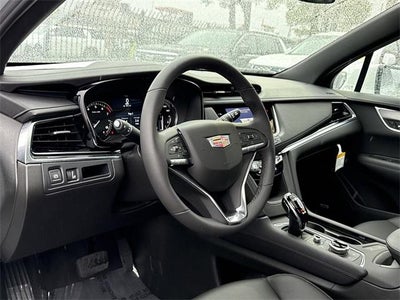 2025 Cadillac XT6 Luxury