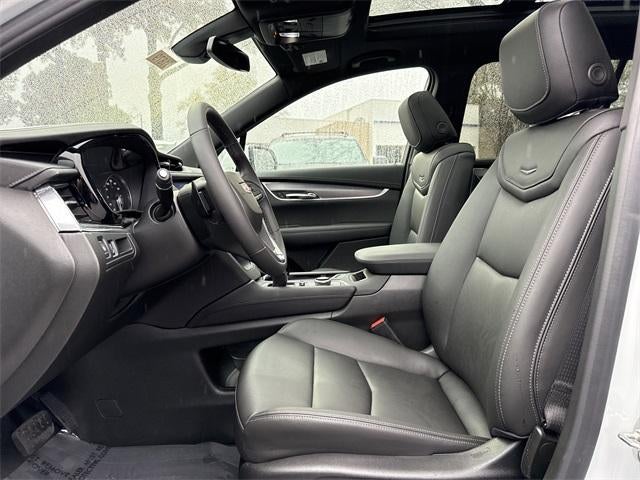 2025 Cadillac XT6 Luxury