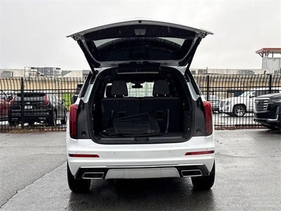 2025 Cadillac XT6 Luxury