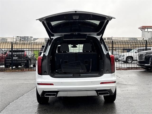 2025 Cadillac XT6 Luxury