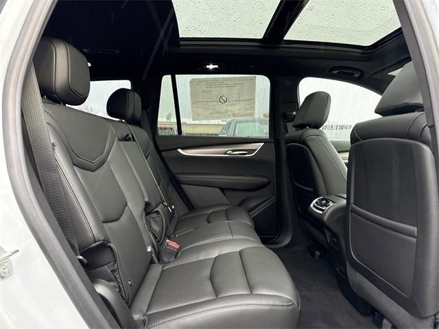 2025 Cadillac XT6 Luxury