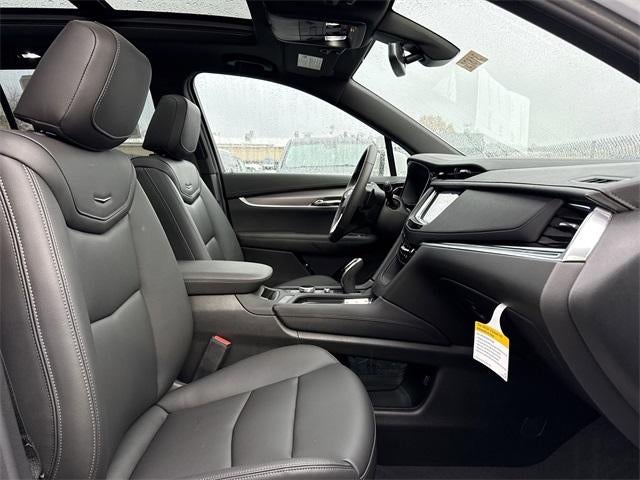 2025 Cadillac XT6 Luxury