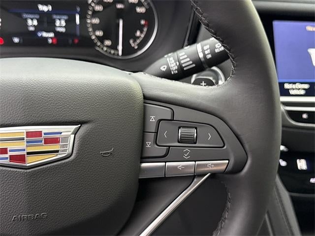 2025 Cadillac XT6 Luxury