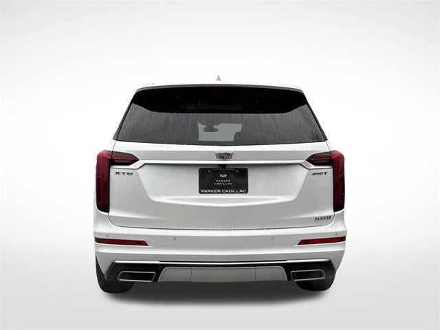 2025 Cadillac XT6 Luxury