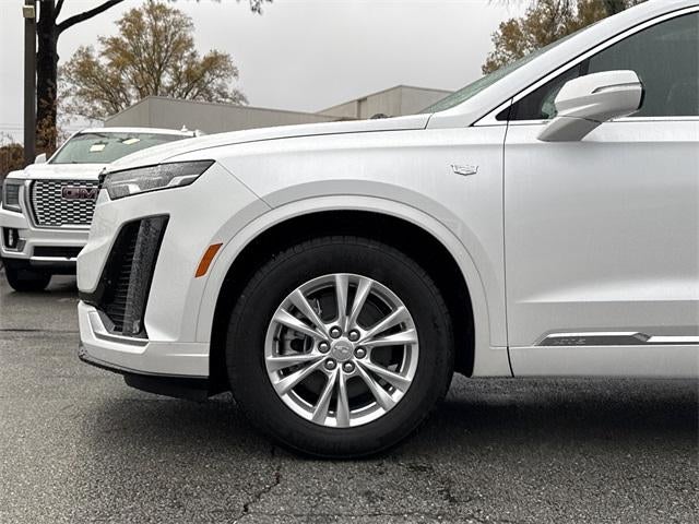 2025 Cadillac XT6 Luxury