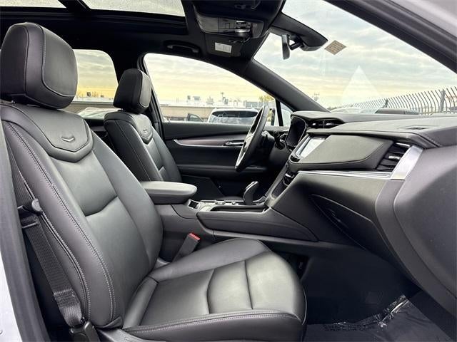 2025 Cadillac XT6 Luxury