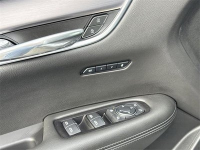 2025 Cadillac XT6 Luxury