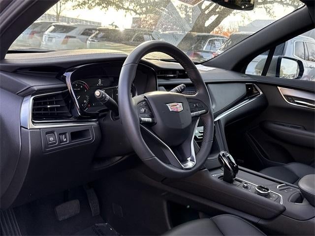 2025 Cadillac XT6 Luxury