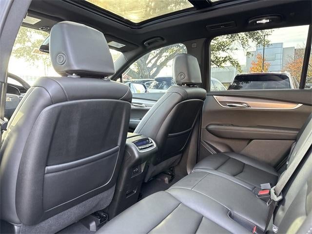 2025 Cadillac XT6 Luxury